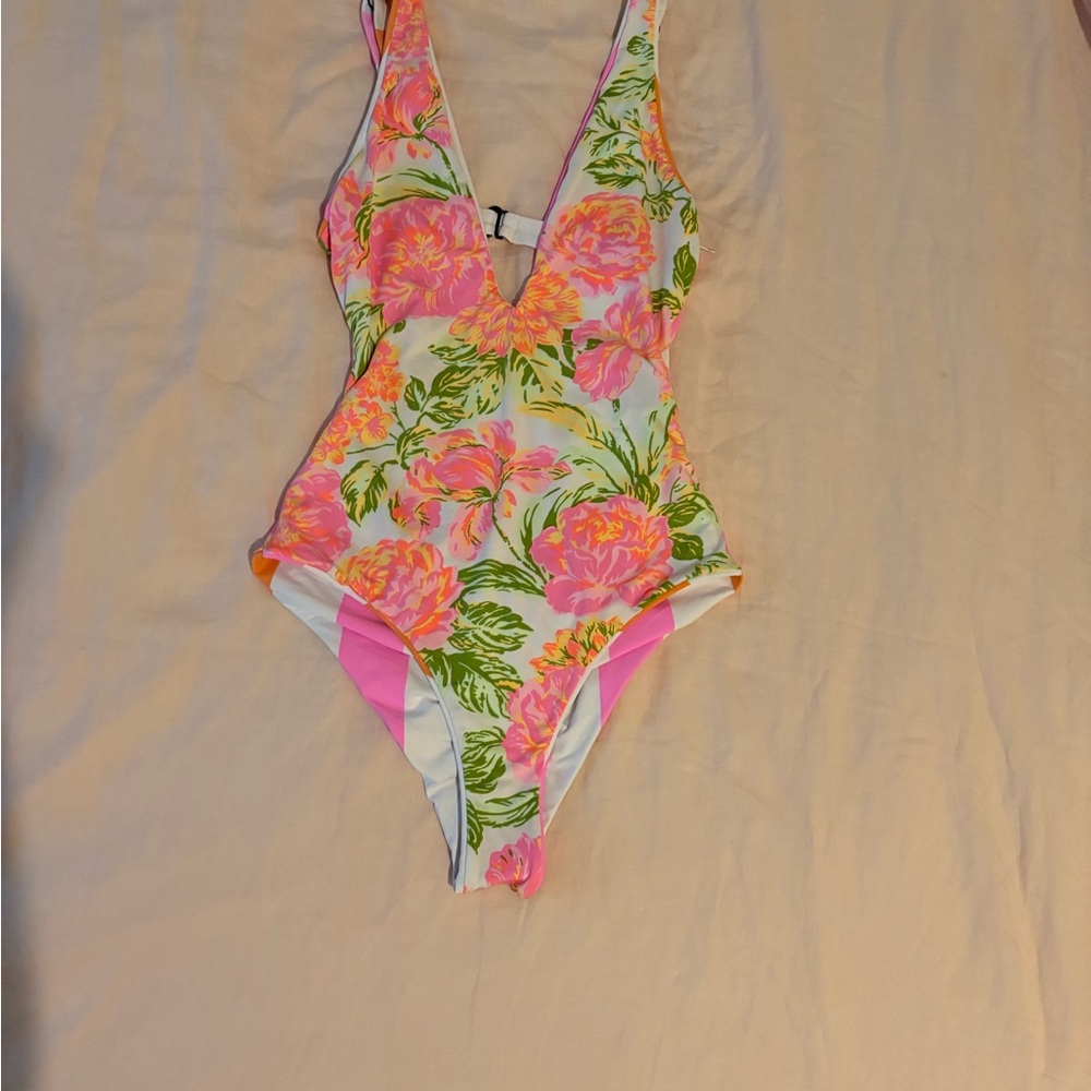 Maaji reversible one piece Large